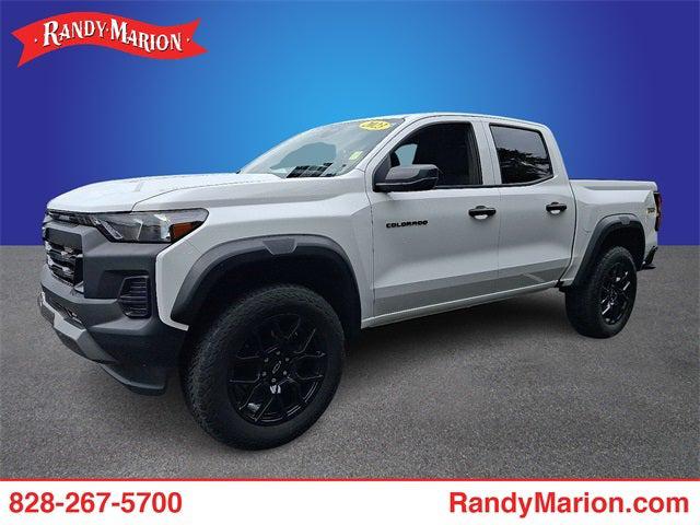 2023 Chevrolet Colorado 4WD Crew Cab Short Box Trail Boss