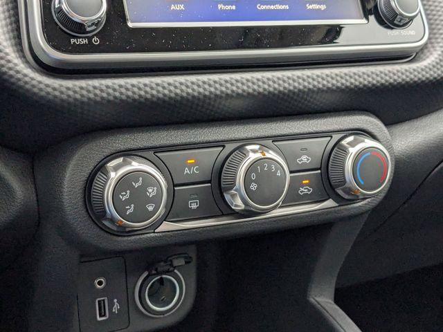 2025 Nissan Kicks S