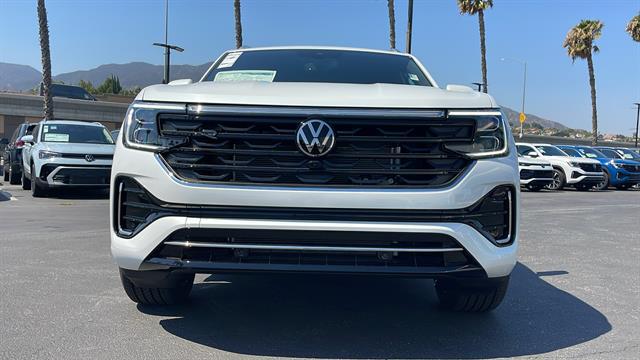 2025 Volkswagen Atlas Cross Sport 2.0T SEL Premium R-Line