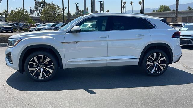 2025 Volkswagen Atlas Cross Sport 2.0T SEL Premium R-Line
