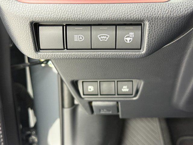 2026 Toyota Prius Plug-In SE