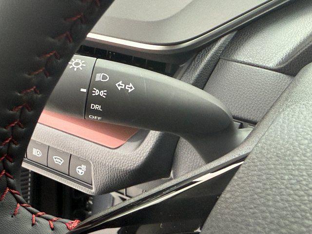 2026 Toyota Prius Plug-In SE