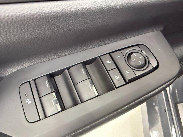 2026 Toyota Prius Plug-In SE