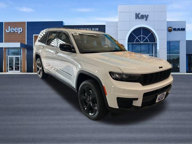 2025 Jeep Grand Cherokee L Altitude X 4x4