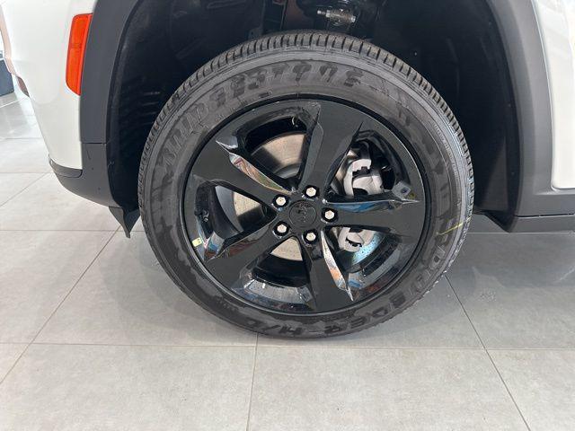2025 Jeep Grand Cherokee L Altitude X 4x4