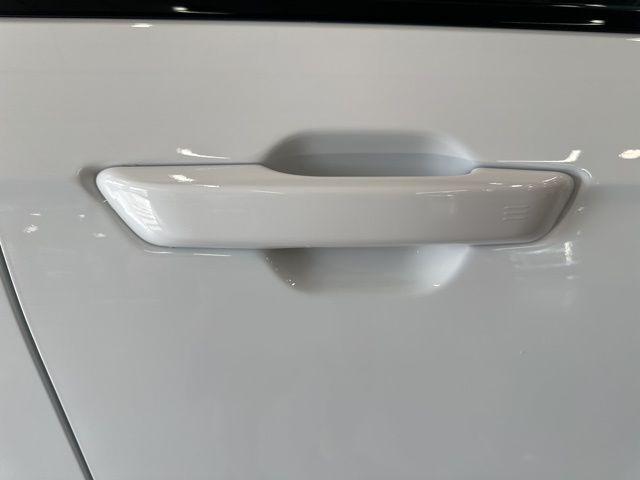 2025 Jeep Grand Cherokee L Altitude X 4x4