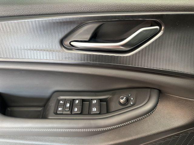 2025 Jeep Grand Cherokee L Altitude X 4x4