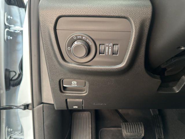 2025 Jeep Grand Cherokee L Altitude X 4x4