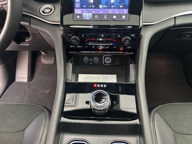 2025 Jeep Grand Cherokee L Altitude X 4x4