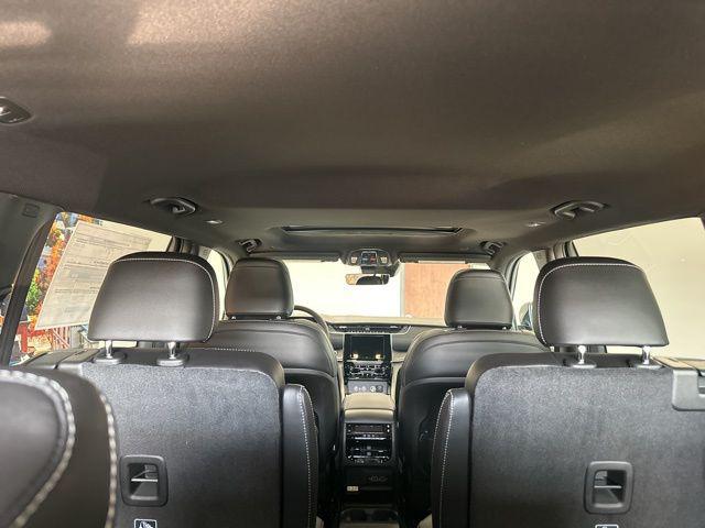 2025 Jeep Grand Cherokee L Altitude X 4x4