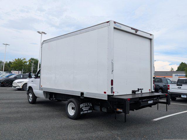 2026 Ford E-450 Cutaway Base