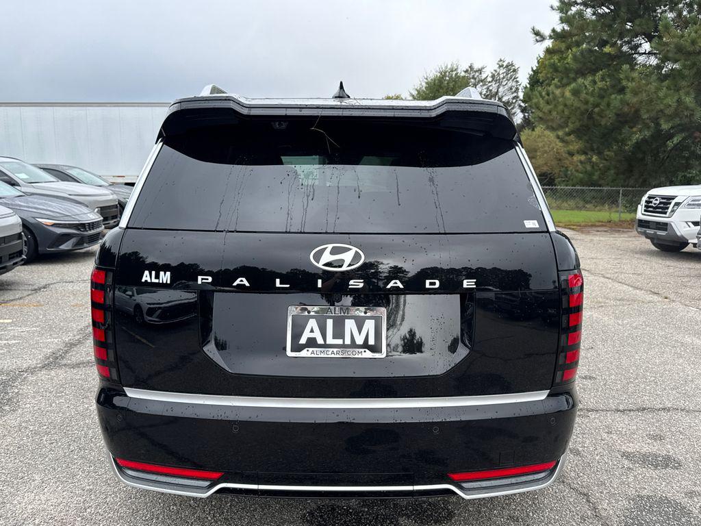 New 2026 Black HYUNDAI Calligraphy FWD image 5