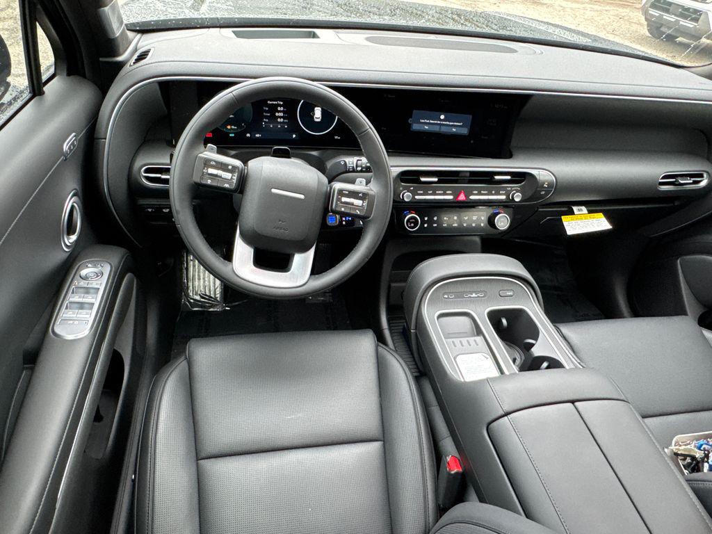 New 2026 Black HYUNDAI Calligraphy FWD image 15