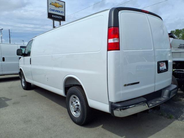 2025 Chevrolet Express Cargo Van RWD 3500 Extended Wheelbase WT