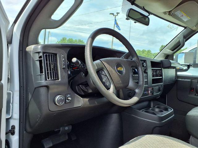 2025 Chevrolet Express Cargo Van RWD 3500 Extended Wheelbase WT