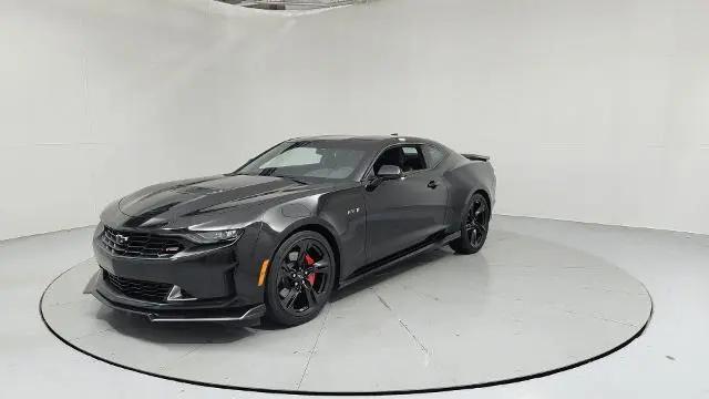2022 Chevrolet Camaro RWD Coupe LT1 for sale in Dearborn, MI
