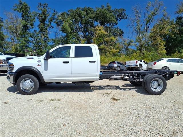 2026 RAM Ram 5500 Chassis Cab RAM 5500 TRADESMAN CHASSIS CREW CAB 4X4 84 CA 2026 RAM Ram 5500 Chassis Cab RAM 5500 TRADESMAN CHASSIS CREW CAB 4X4 84 CA