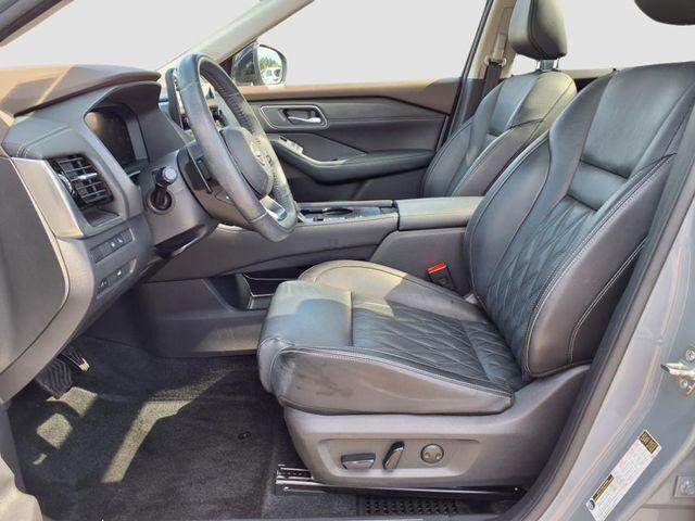 2022 Nissan Rogue Platinum FWD