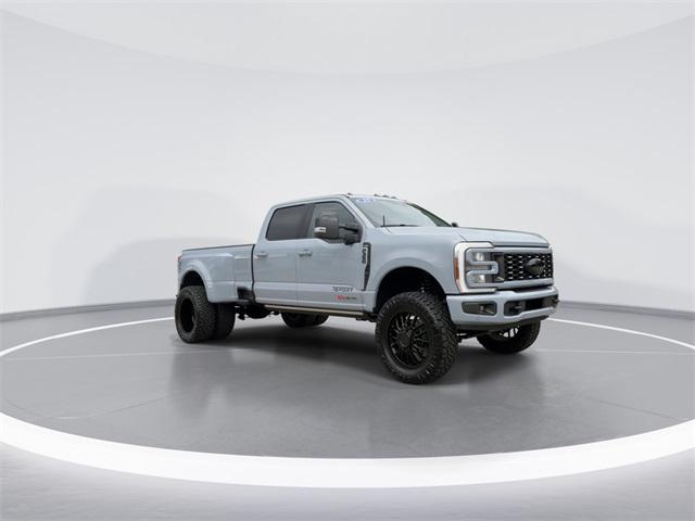 2025 Ford F-350 Lariat