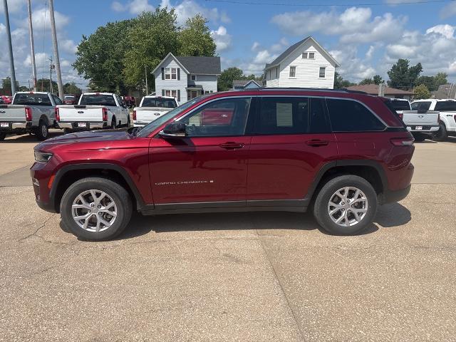 2022 Jeep Grand Cherokee Limited 4x4 for sale in Grinnell, IA