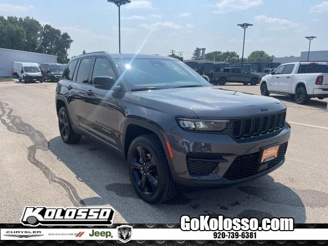 2022 Jeep Grand Cherokee Altitude 4x4