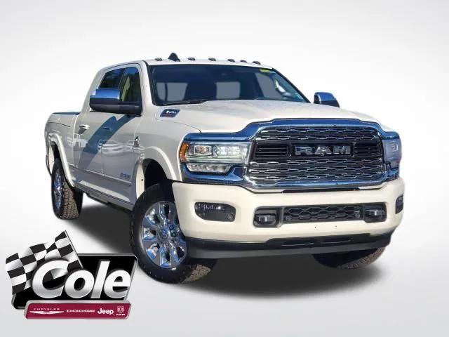 2020 RAM 3500 Limited Mega Cab 4x4 64 Box