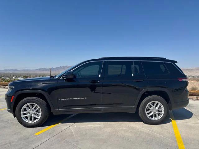 2025 Jeep Grand Cherokee GRAND CHEROKEE L LAREDO X 4X4