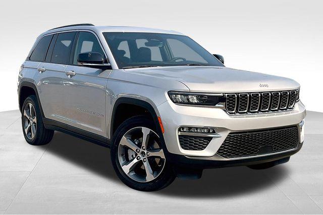 2025 Jeep Grand Cherokee GRAND CHEROKEE LIMITED 4X4 2025 Jeep Grand Cherokee GRAND CHEROKEE LIMITED 4X4