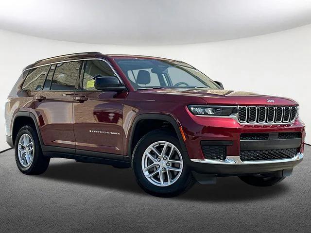 2023 Jeep Grand Cherokee L Laredo 4x4