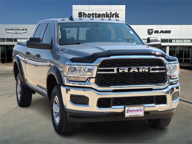 2020 RAM 2500 Tradesman Crew Cab 4X4 64 Box