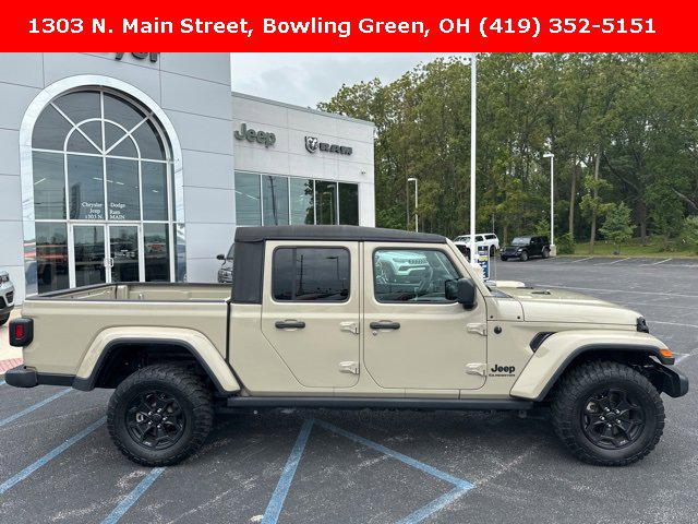 2022 Jeep Gladiator Willys Sport 4x4