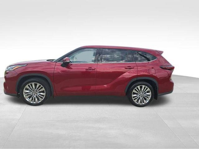 2024 Toyota Highlander Platinum