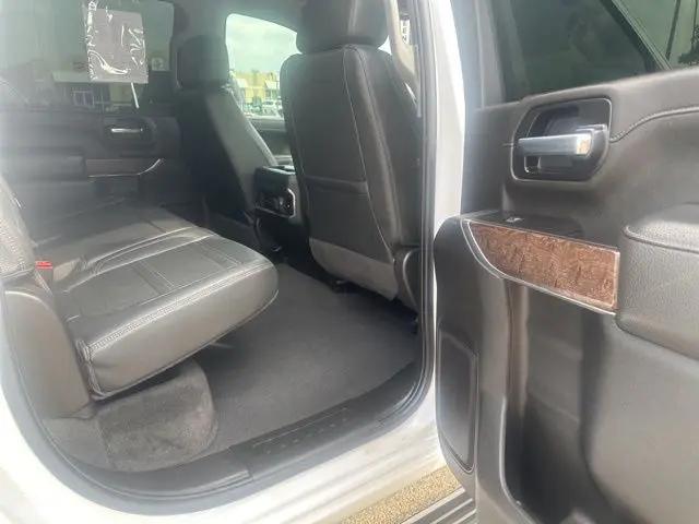2022 GMC Sierra 2500HD 4WD Crew Cab Long Bed Denali