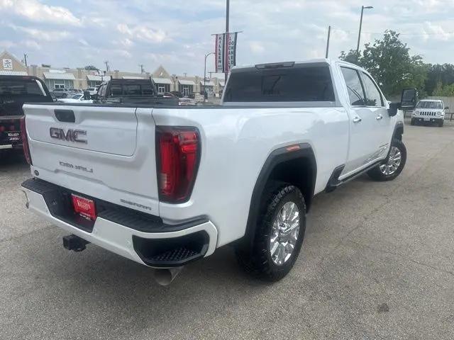 2022 GMC Sierra 2500HD 4WD Crew Cab Long Bed Denali