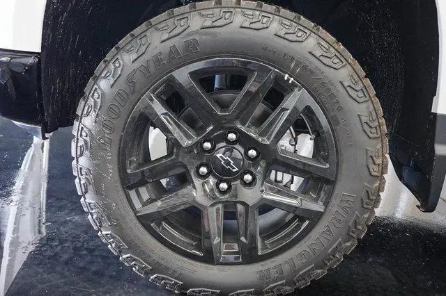 2026 Chevrolet Silverado 1500 4WD Crew Cab Short Bed LT Trail Boss