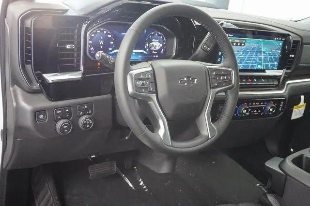 2026 Chevrolet Silverado 1500 4WD Crew Cab Short Bed LT Trail Boss