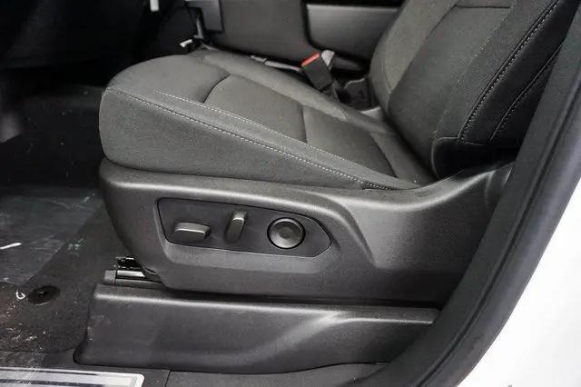 2026 Chevrolet Silverado 1500 4WD Crew Cab Short Bed LT Trail Boss