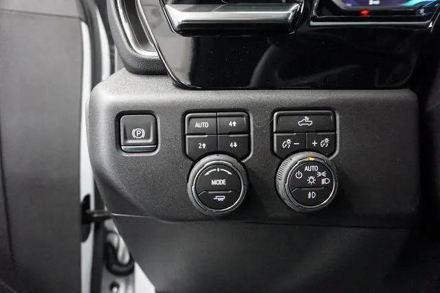 2026 Chevrolet Silverado 1500 4WD Crew Cab Short Bed LT Trail Boss