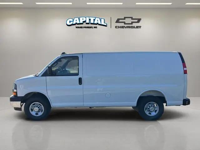 2025 Chevrolet Express Cargo Van RWD 2500 Regular Wheelbase WT