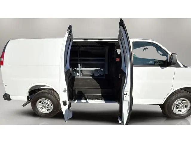 2025 Chevrolet Express Cargo Van RWD 2500 Regular Wheelbase WT