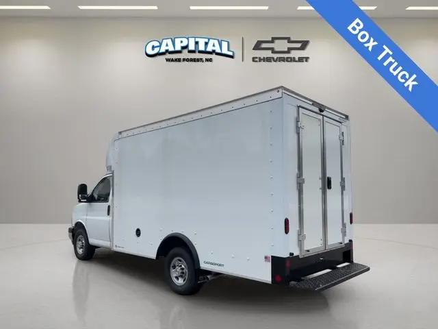 2025 Chevrolet Express Cutaway Work Van