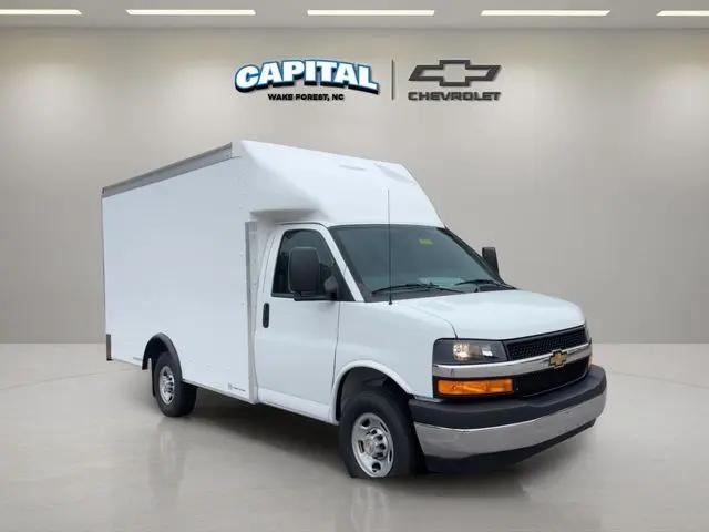 2025 Chevrolet Express Cutaway Work Van