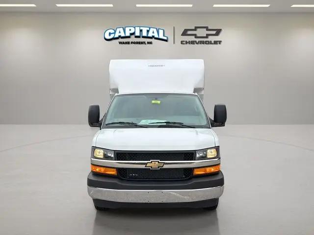 2025 Chevrolet Express Cutaway Work Van