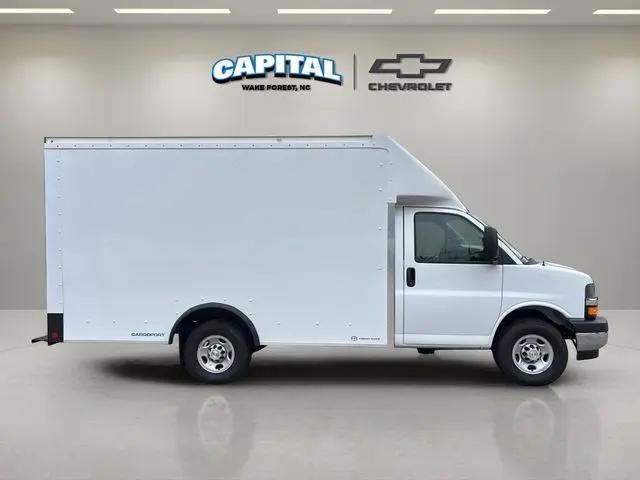 2025 Chevrolet Express Cutaway Work Van