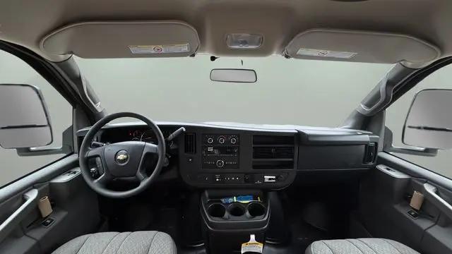 2025 Chevrolet Express Cutaway Work Van