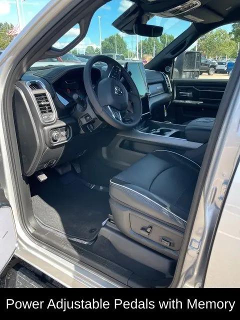 2026 Ram 2500 Laramie Crew Cab 4x4 64 Box