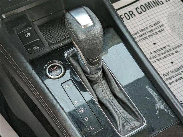 2022 Nissan Kicks SR Xtronic CVT