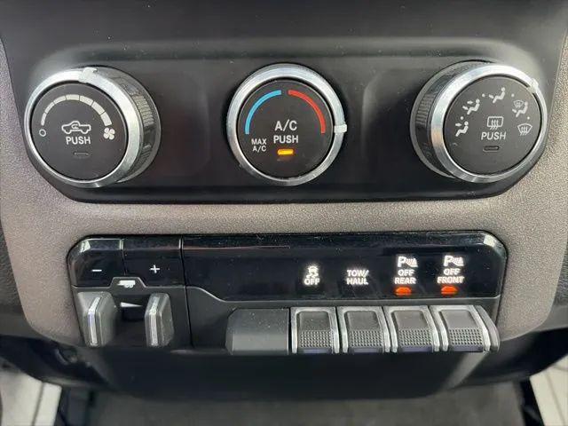2022 Ram 1500 Tradesman Crew Cab 4x4 6'4" Box