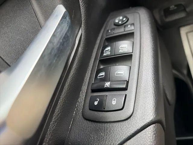2022 Ram 1500 Tradesman Crew Cab 4x4 6'4" Box