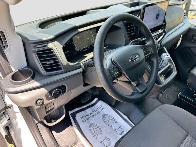 2025 Ford Transit Cutaway Base